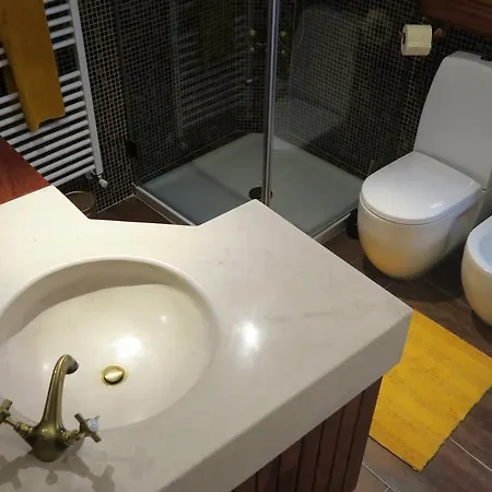 Noz Por Ca... Turismo Em Espaco Rural *