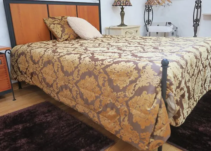 Alojamento de Turismo Rural Noz Por Cá... Turismo Em Espaco Rural