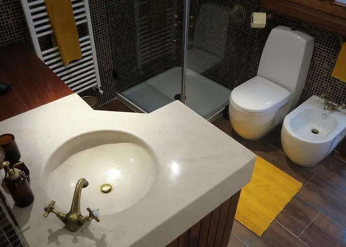 Noz Por Ca... Turismo Em Espaco Rural *