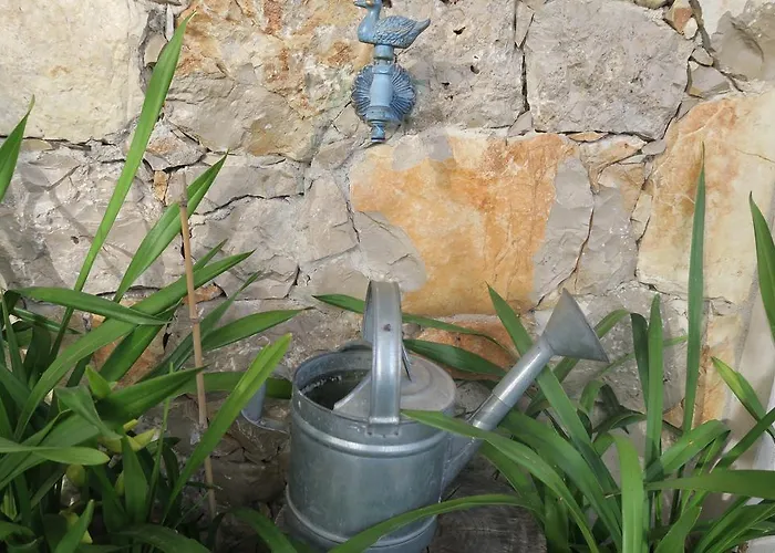 Noz Por Ca... Turismo Em Espaco Rural *